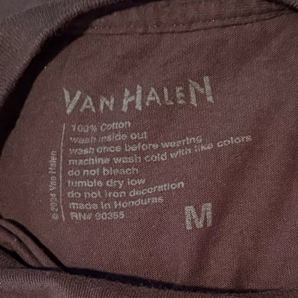 Van Halen racing-inspired graphic tee Black Size Medium - Picture 7 of 7